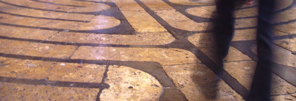 Labyrinth_chartres_pas